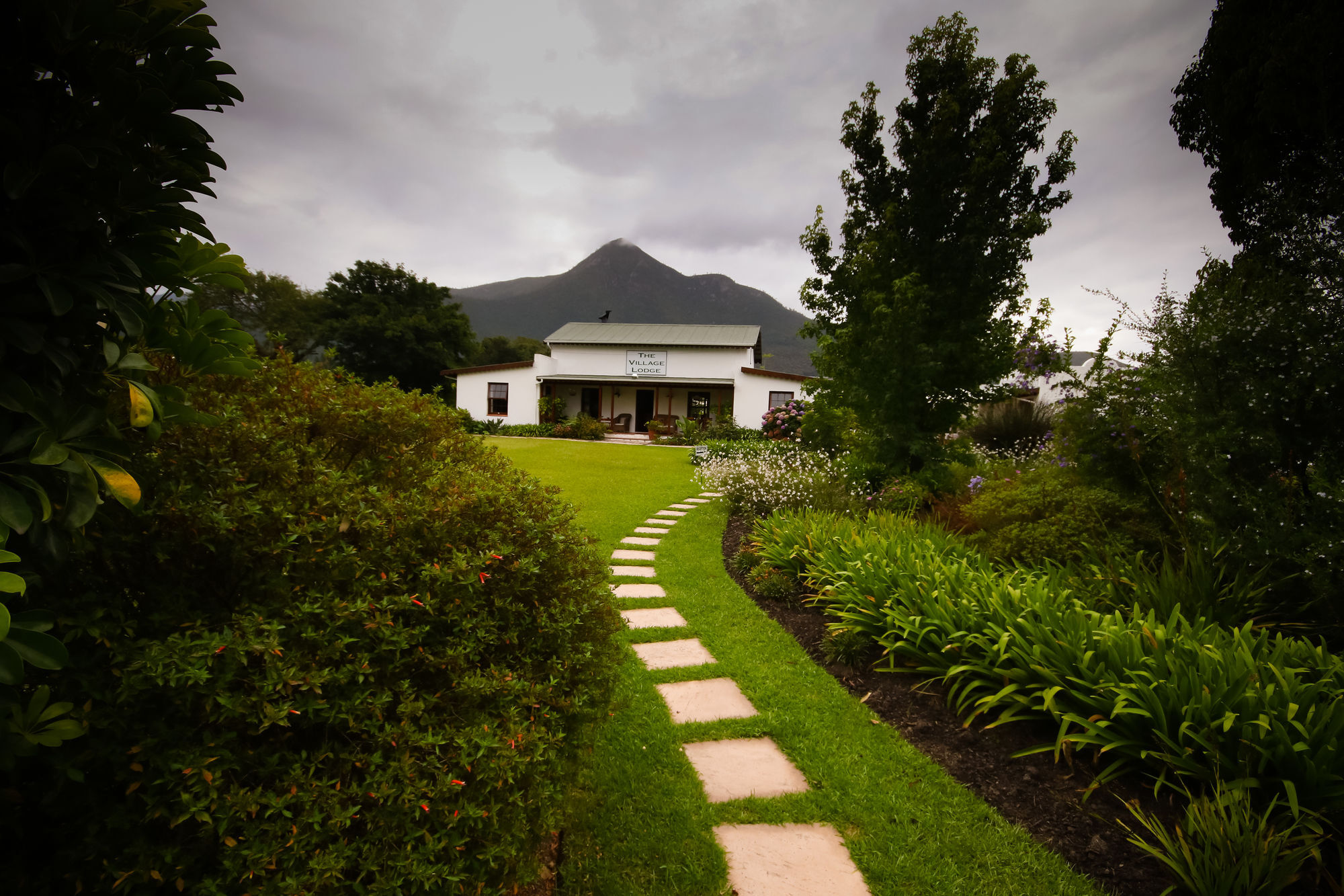 The Village Lodge Stormsrivier Kültér fotó