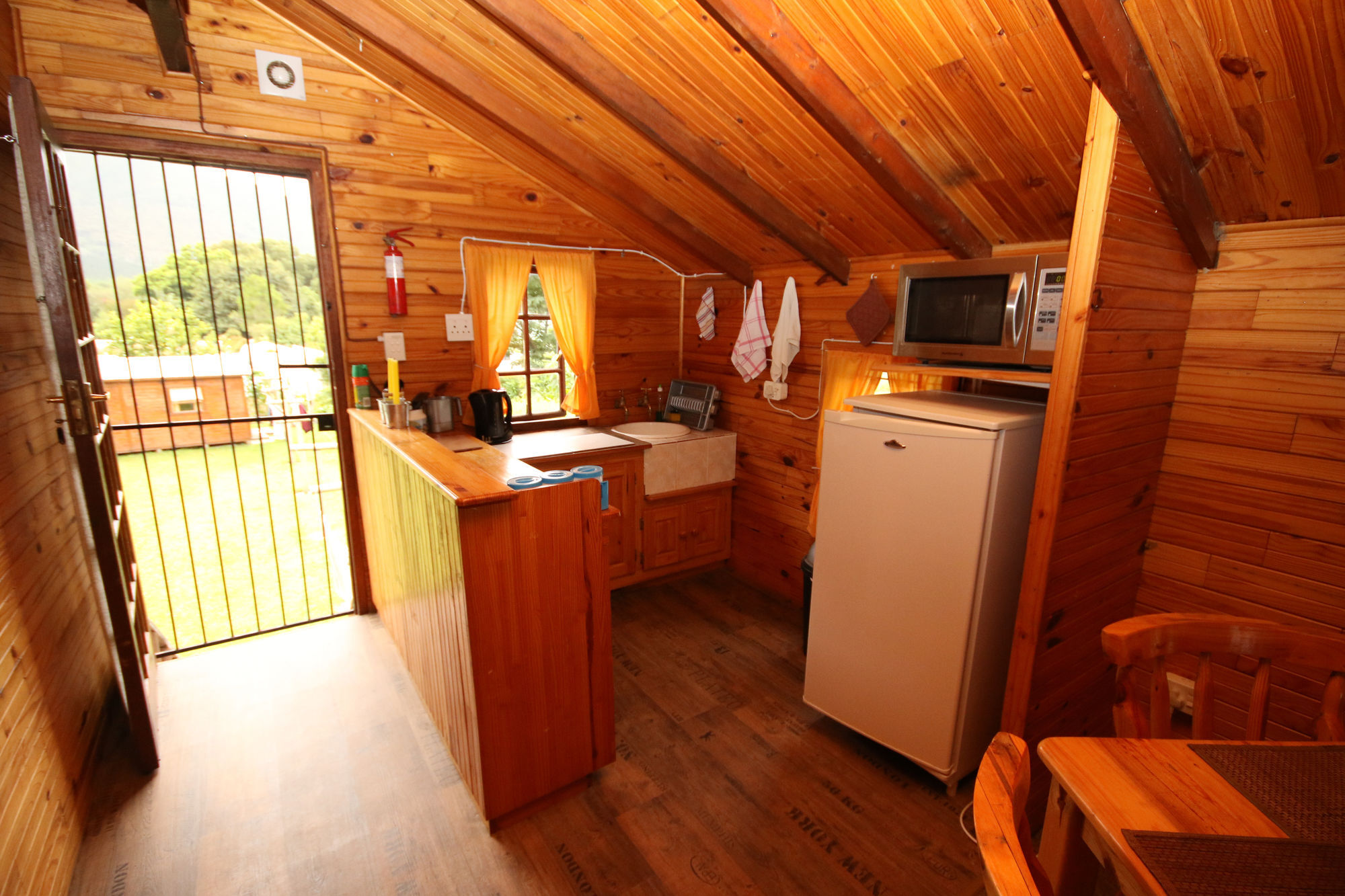 The Village Lodge Stormsrivier Kültér fotó