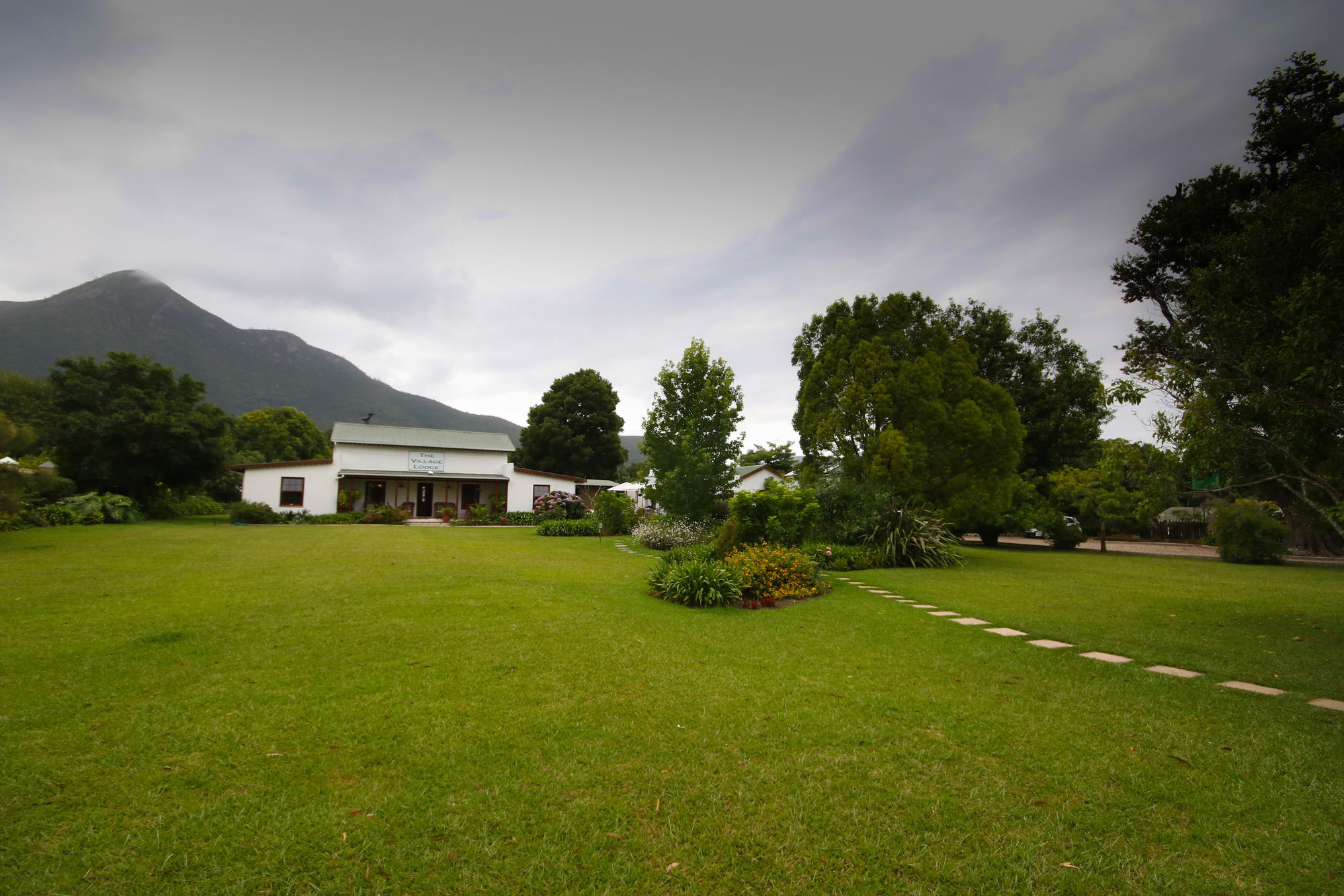 The Village Lodge Stormsrivier Kültér fotó